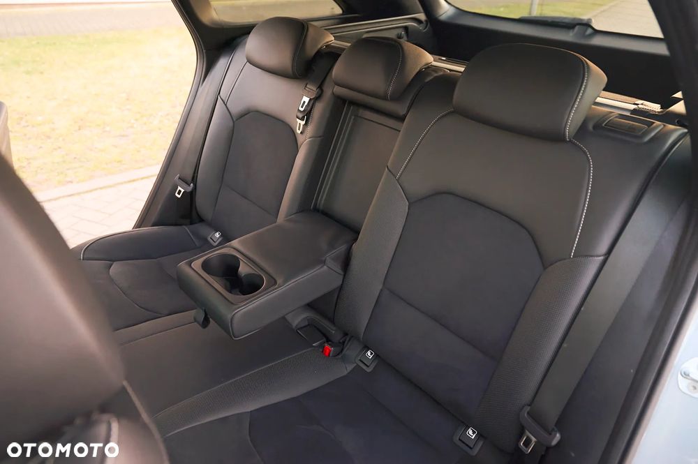 Kia Ceed 1.4 T-GDI DCT OPF GT Line - 24