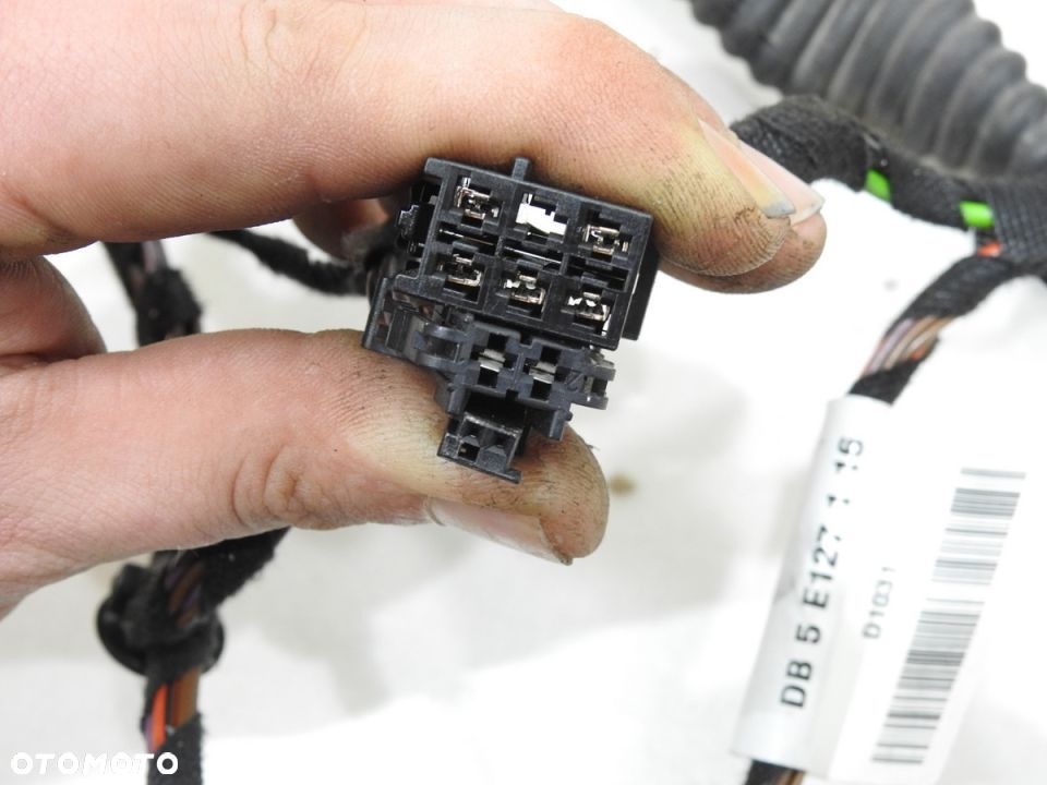 WIĄZKA INSTALACJA DRZWI TYŁ MERCEDES W212 KOMBI - 5