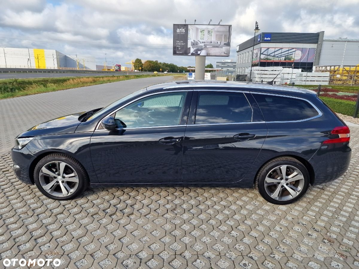 Peugeot 308 - 33