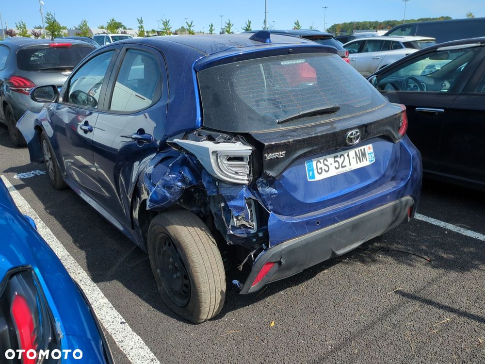 Toyota Yaris - 4