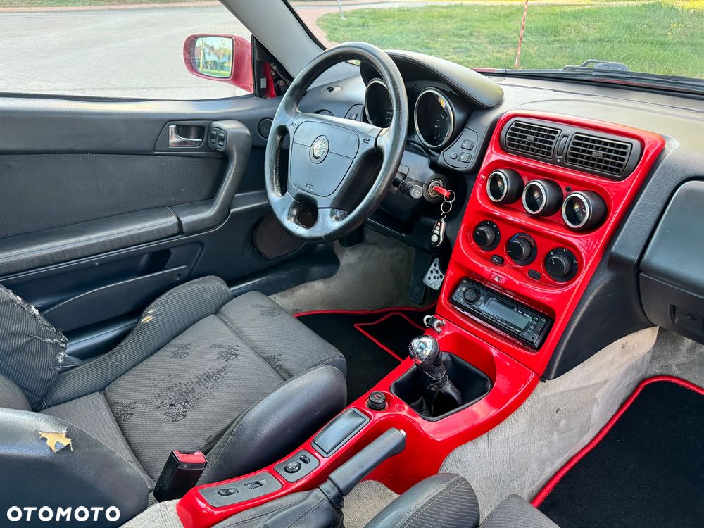 Alfa Romeo GTV 2.0 Twin Spark Base - 28
