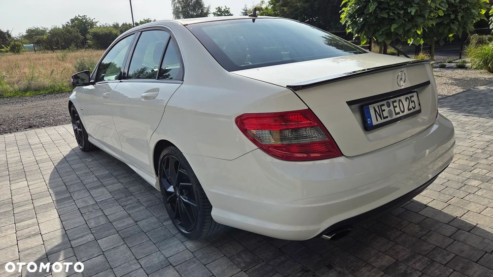 Mercedes-Benz Klasa C - 31