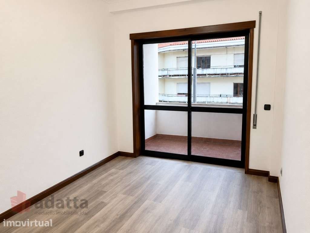 Apartamento T1 remodelado em Celas, a poucos passos do Hospital. - Grande imagem: 4/11