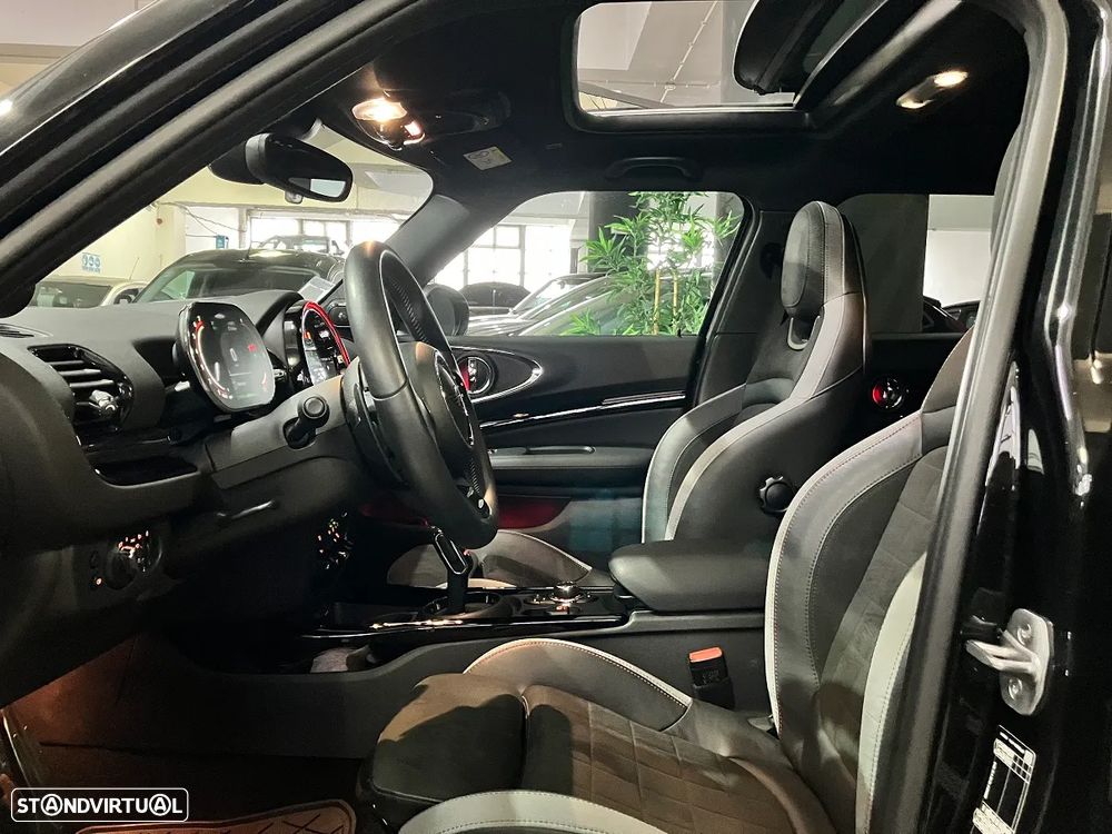 MINI Clubman John Cooper Works Premium P. JCW Plus Auto - 18