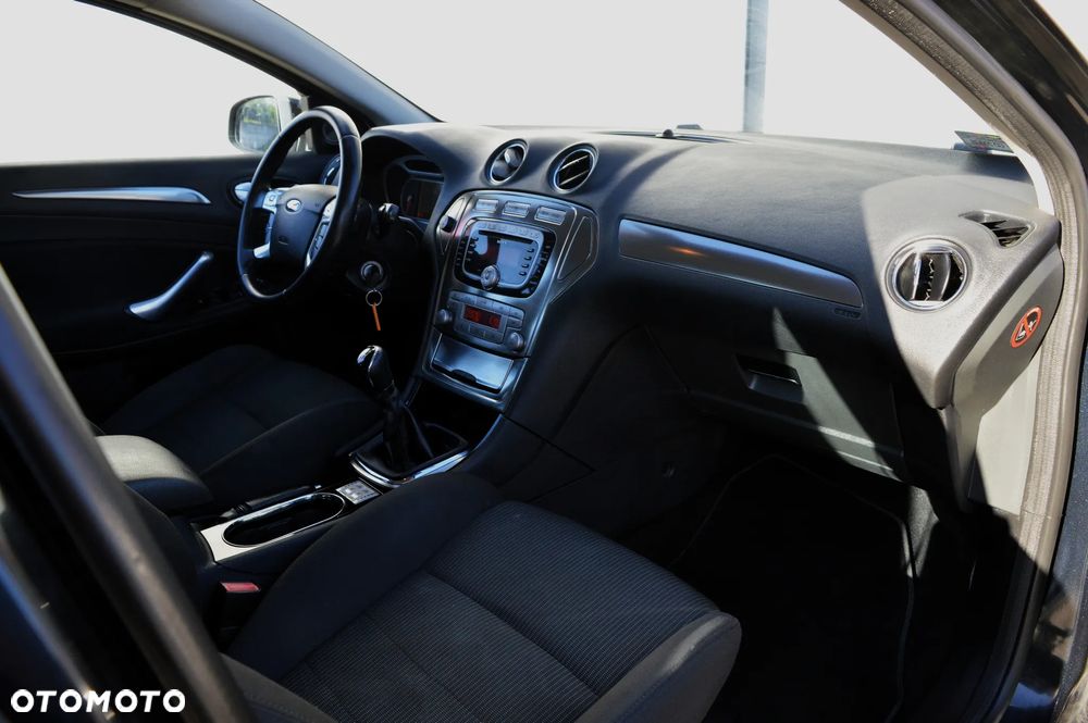 Ford Mondeo 2.0 Trend X100 / X - 10