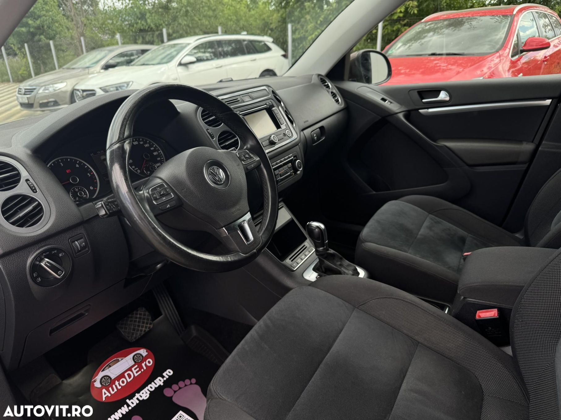 Volkswagen Tiguan - 5