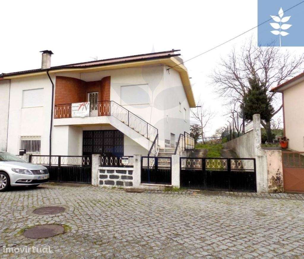 Arrenda-se Moradia T4 - S. Paio Arcos - Grande imagem: 2/29