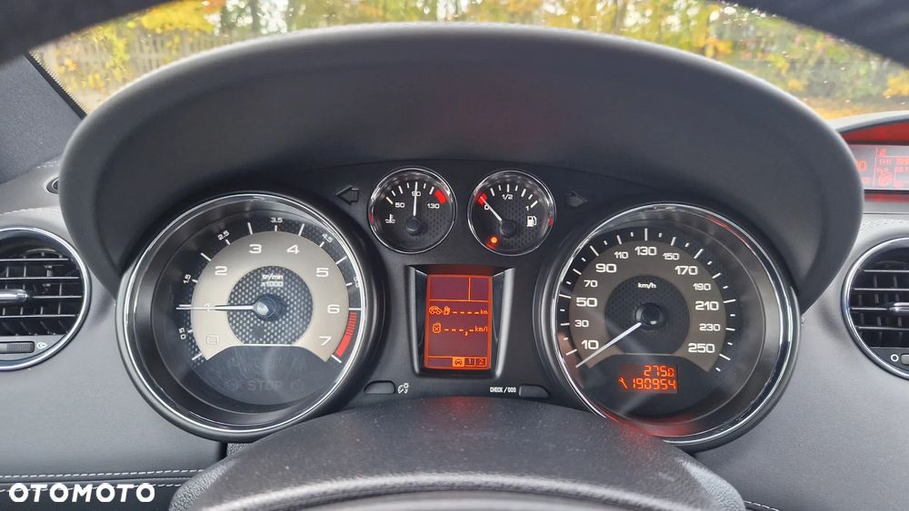 Peugeot RCZ 1.6 THP - 9