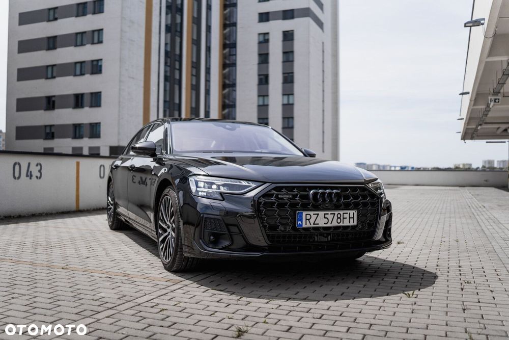 Audi A8 - 1