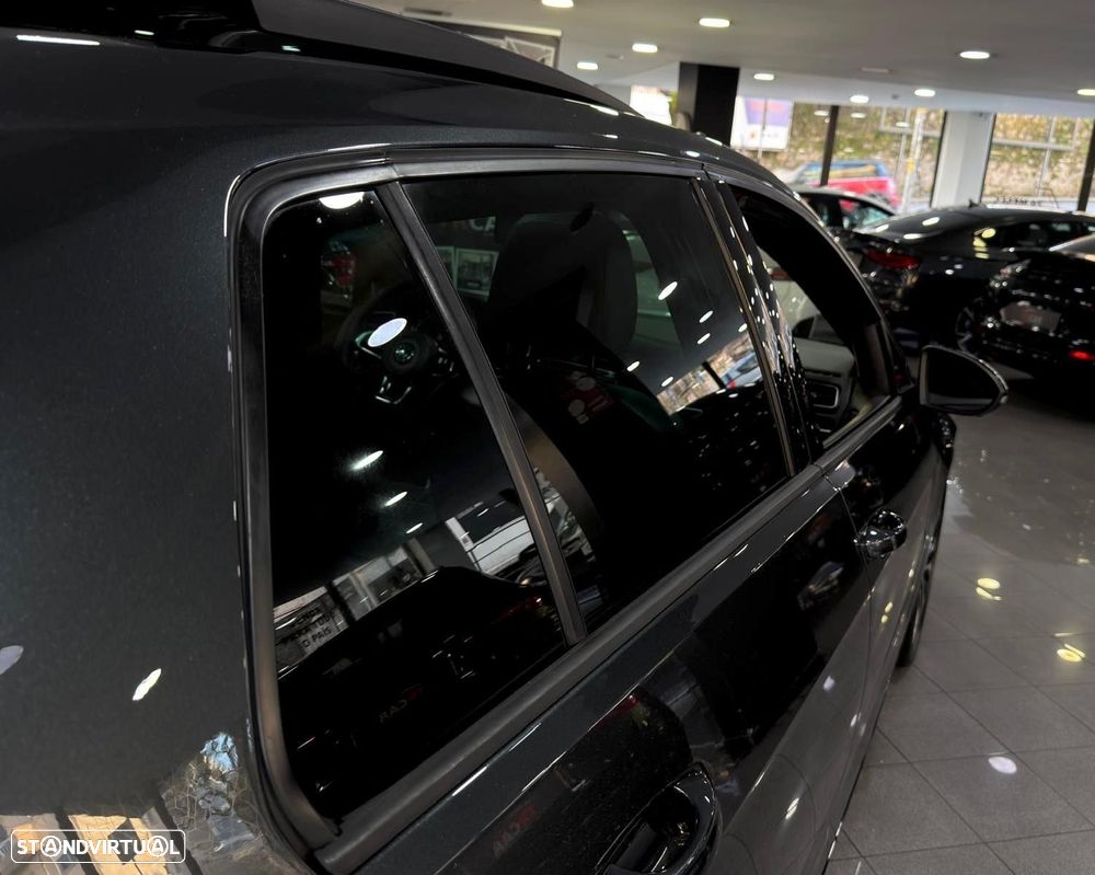 VW Golf 2.0 TDI GTD DSG - 35