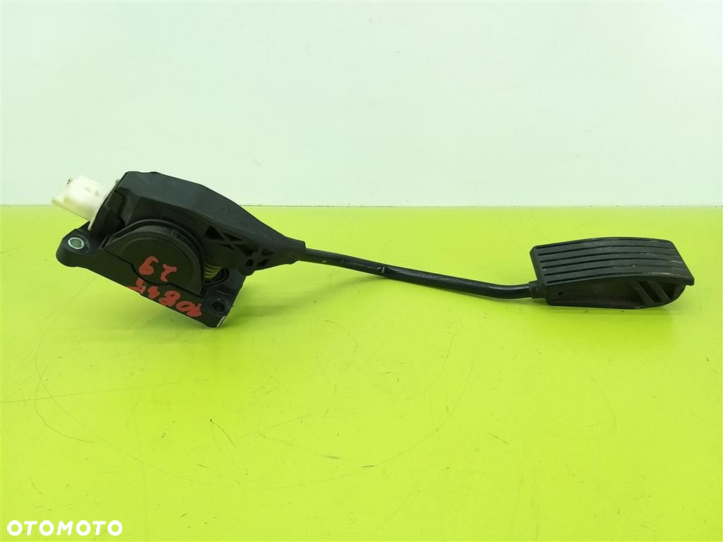 Potencjometr gazu pedał Peugeot 407 2.2B 16V 2004-2011  F00C3P2311 - 3