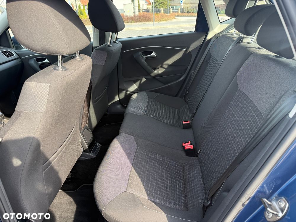 Volkswagen Polo 1.4 TDI (Blue Motion Technology) Comfortline - 11