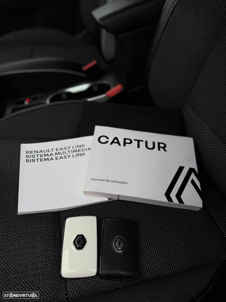 Renault Captur 1.0 TCe Techno Bi-Fuel - 33