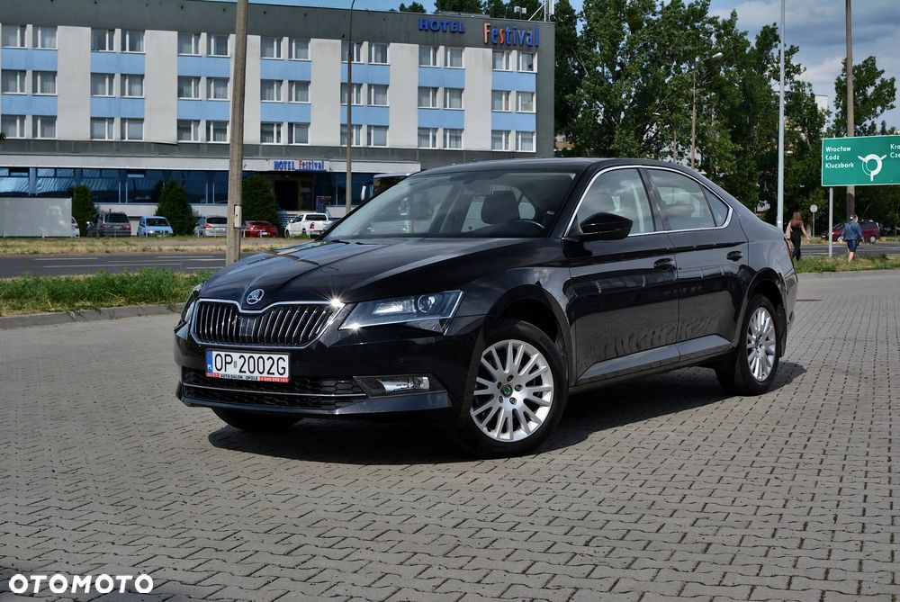 Skoda Superb 1.4 TSI ACT Ambition - 2