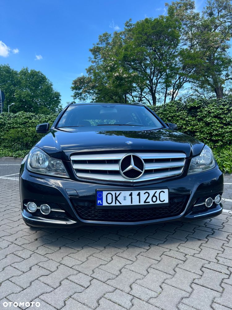 Mercedes-Benz Klasa C 180 CGI Automatik BlueEFFICIENCY Avantgarde - 1