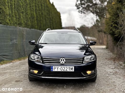 Volkswagen Passat - 2
