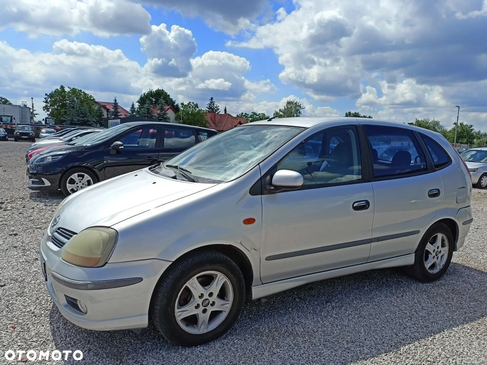 Nissan Almera - 1
