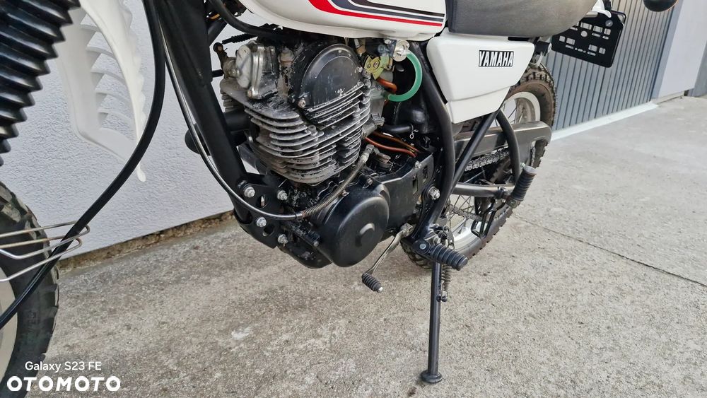Yamaha XT - 15
