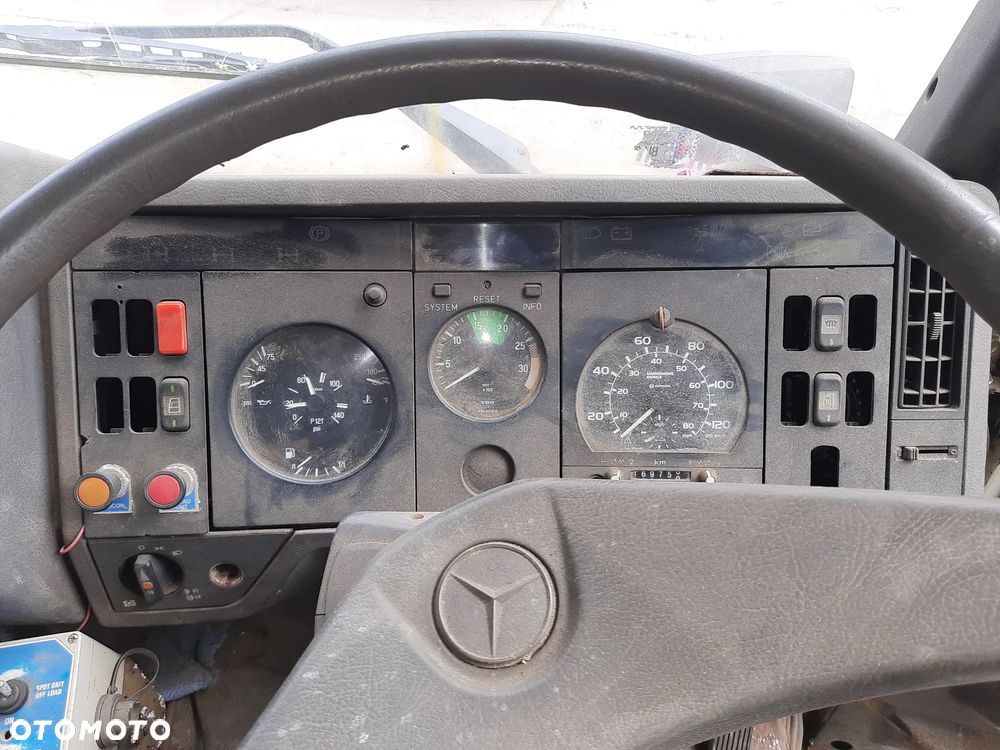 Mercedes-Benz 1820 AK 4X4 - 8