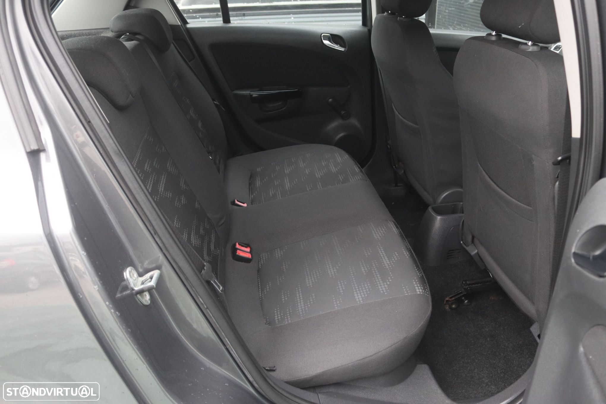 Opel Corsa 1.2 Enjoy - 20