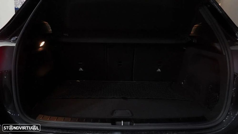 Mercedes-Benz GLA 200 d 8G-DCT Progressive Advanced - 50