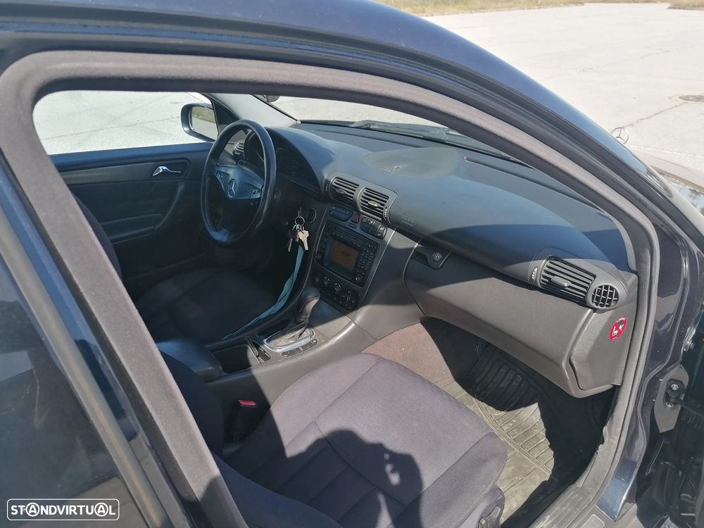 Mercedes-Benz C 220 CDI Avantgarde Aut. - 9