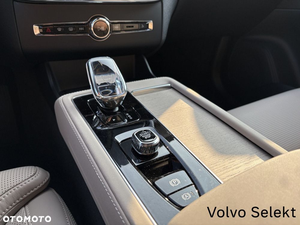 Volvo XC 90 - 15