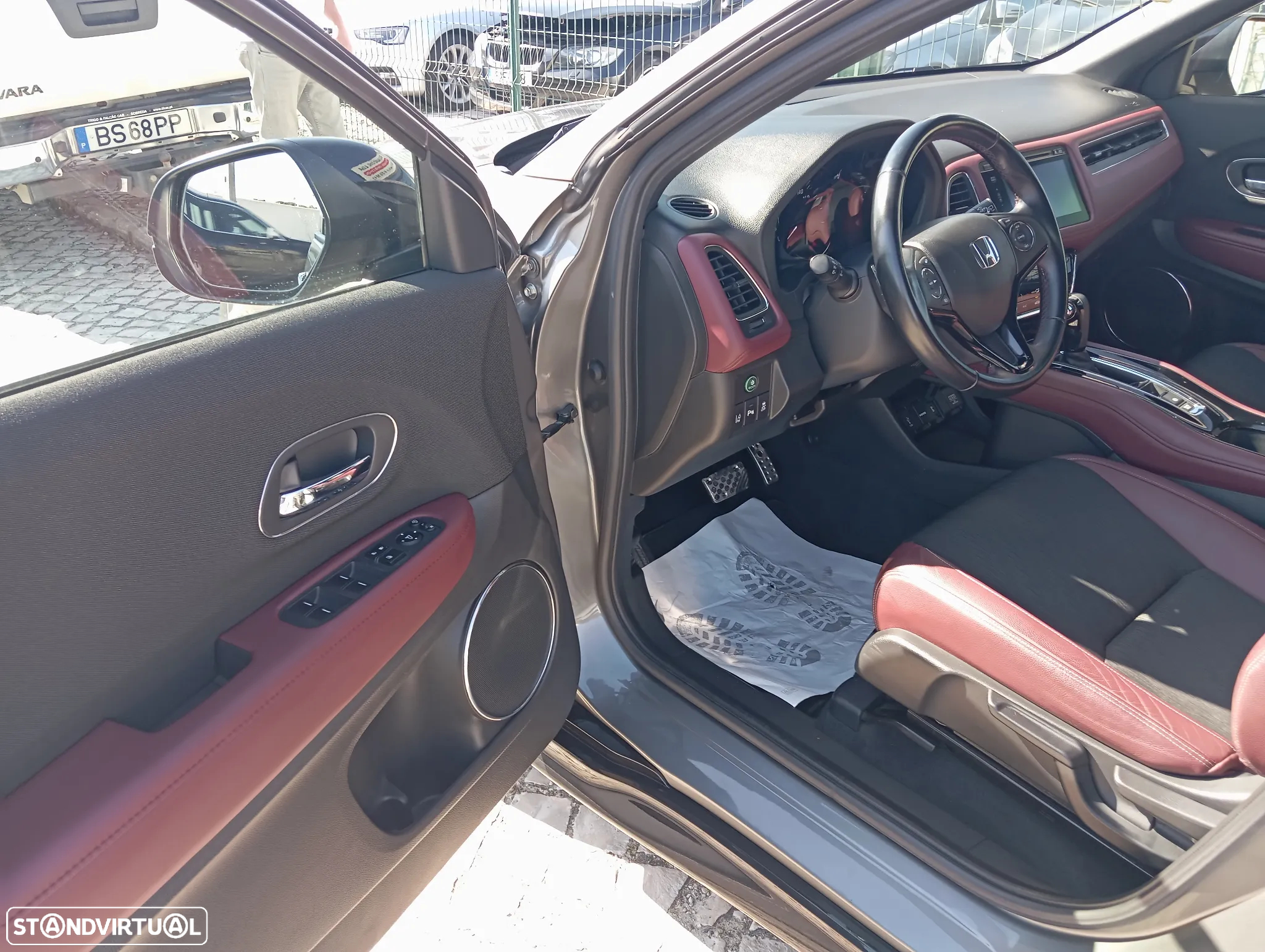 Honda HR-V 1.5 i-VTEC TURBO CVT Sport - 6