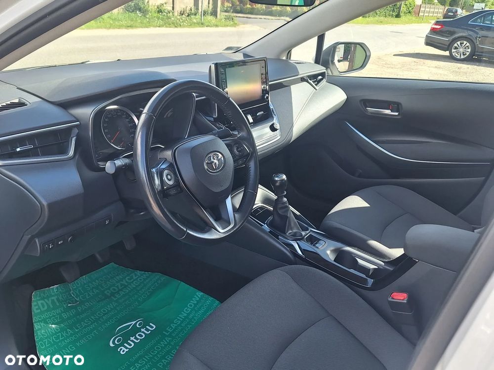 Toyota Corolla 1.6 Comfort - 11
