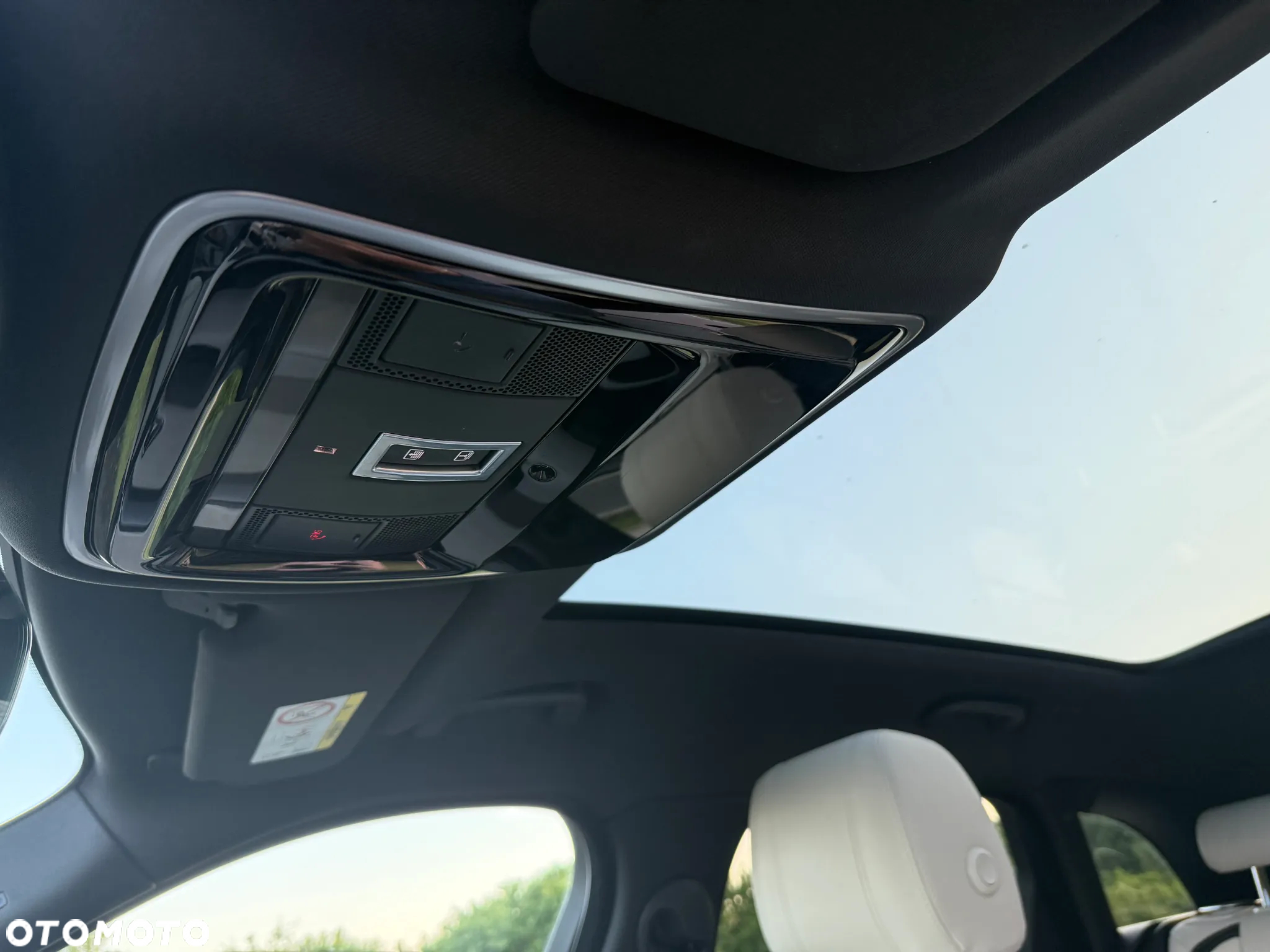 Land Rover Range Rover Velar 2.0 Si4 GPF R-Dynamic SE - 26