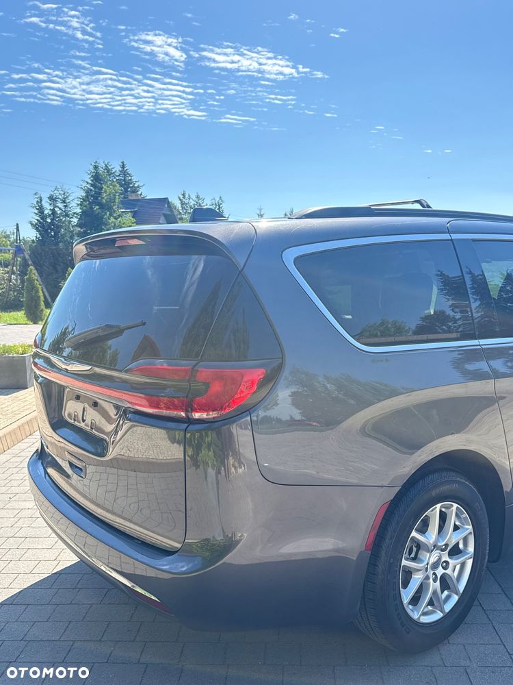 Chrysler Pacifica - 19