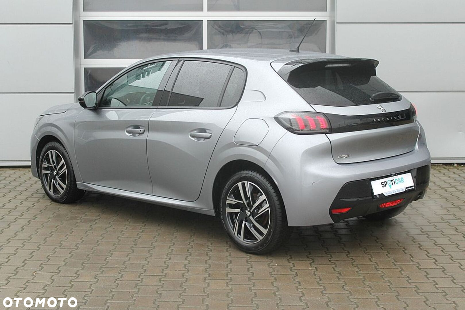 Peugeot 208 - 9