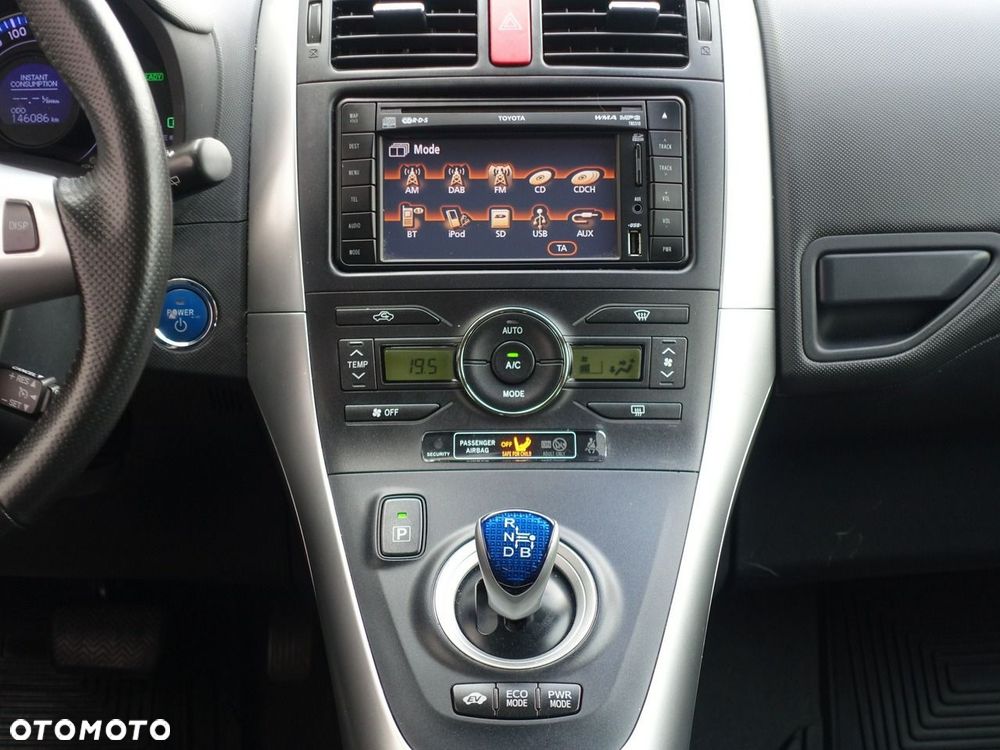Toyota Auris - 23
