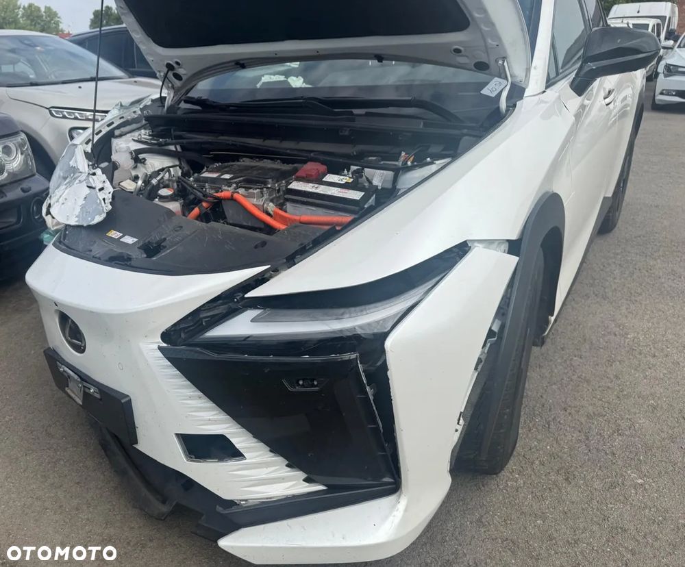 Lexus RZ 450e Prestige DIRECT4 - 13
