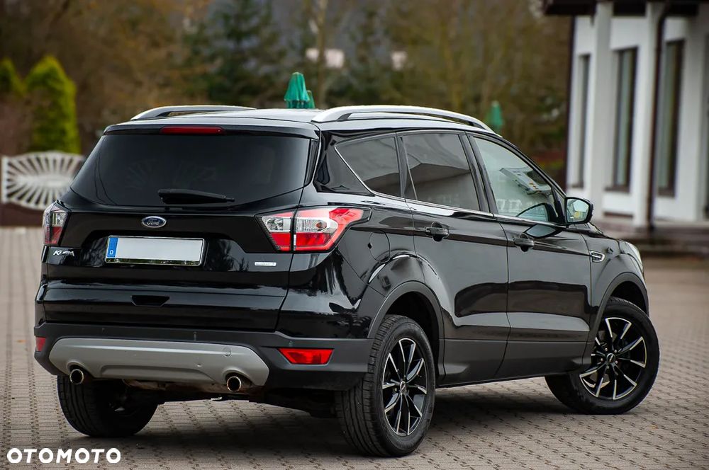 Ford Kuga 1.5 EcoBoost 2x4 Cool & Connect - 4