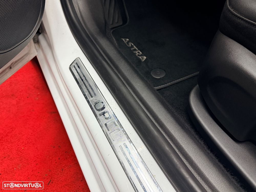 Opel Astra 1.6 CDTI Dynamic S/S - 15