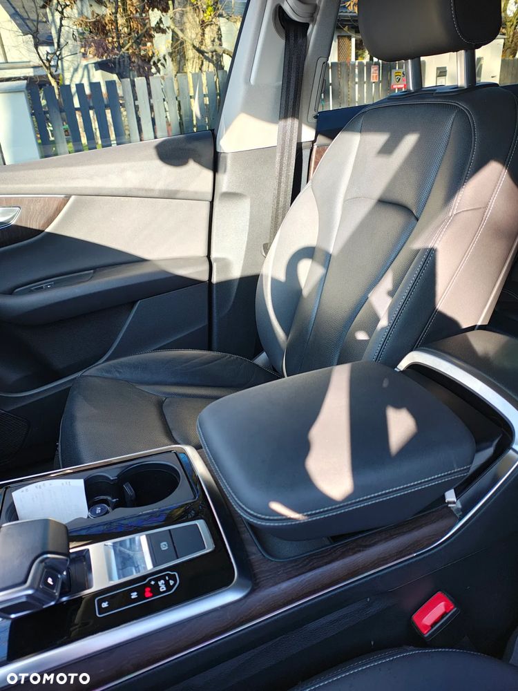 Audi Q8 55 TFSI mHEV Quattro Tiptronic - 22