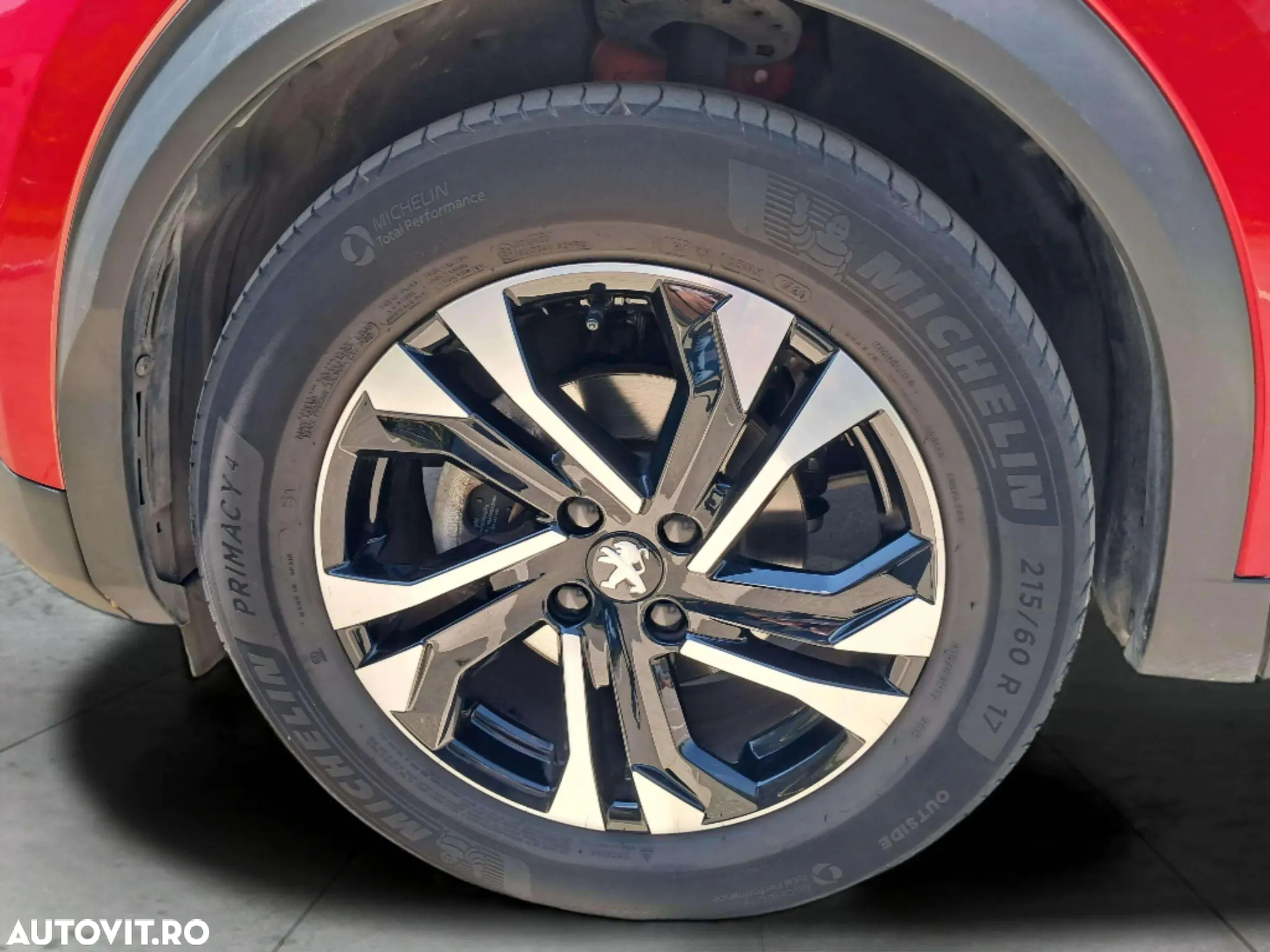 Peugeot 2008 1.2 L PureTech STT EAT8 GT Line - 15