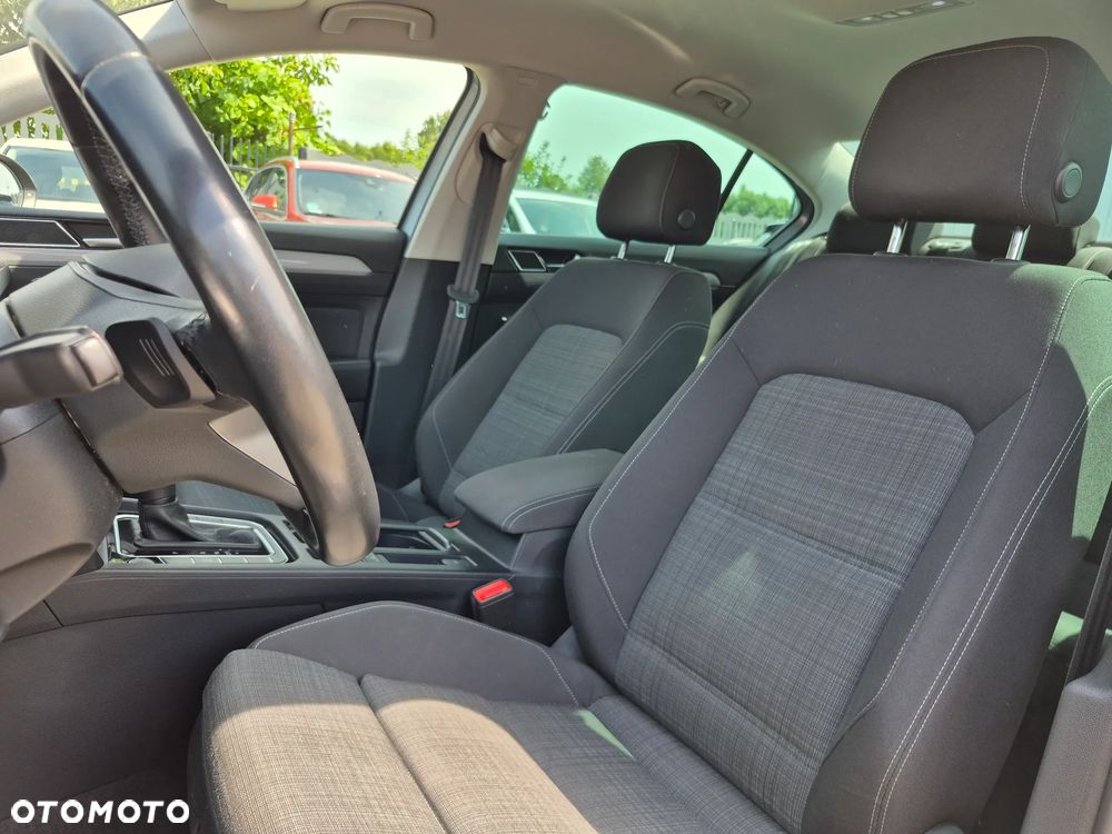 Volkswagen Passat 1.5 TSI EVO Business DSG - 21