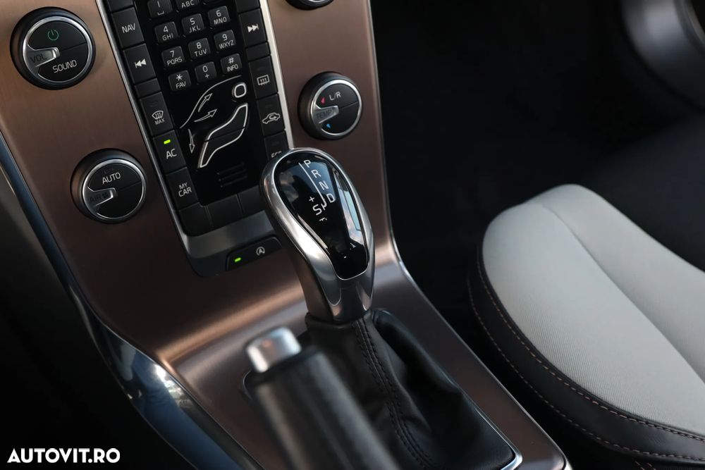 Volvo V40 - 26