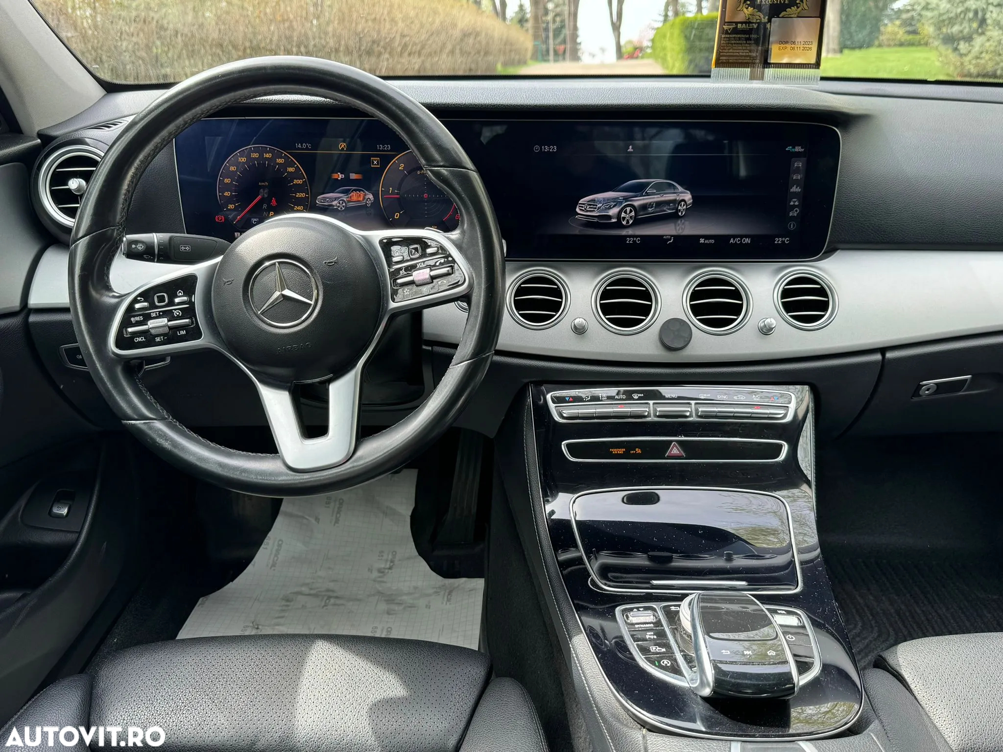 Mercedes-Benz E 200 d T 9G-TRONIC Avantgarde - 17