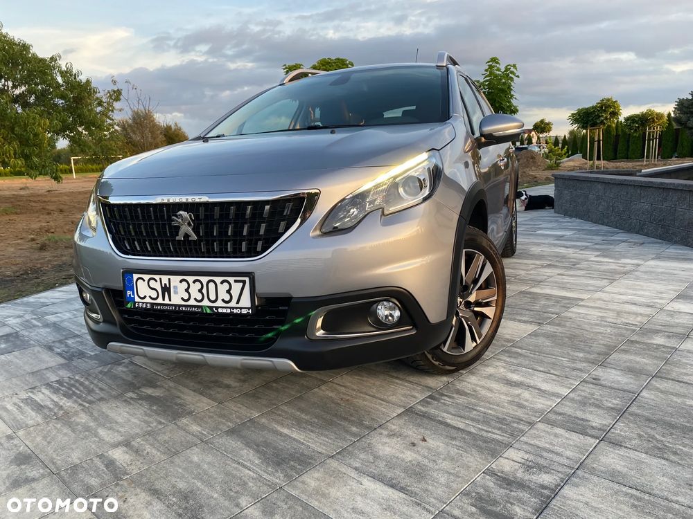 Peugeot 2008 1.2 Pure Tech Allure S&S EAT6 - 22