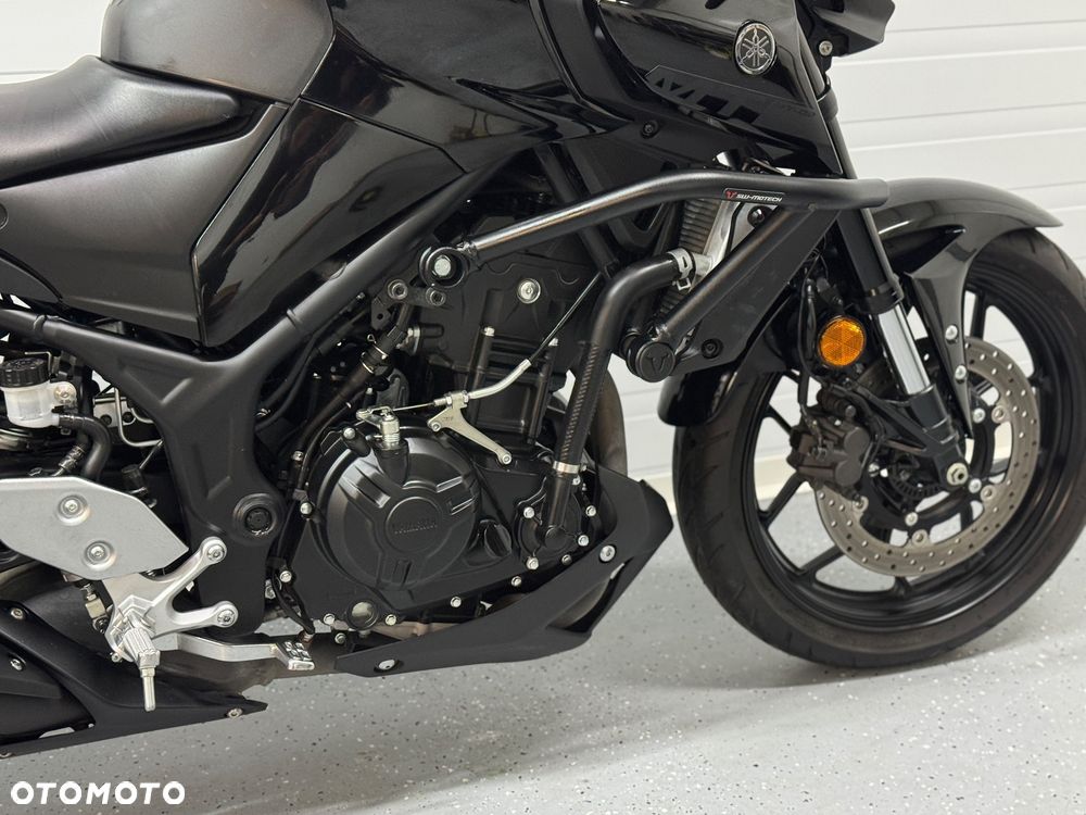 Yamaha MT - 8