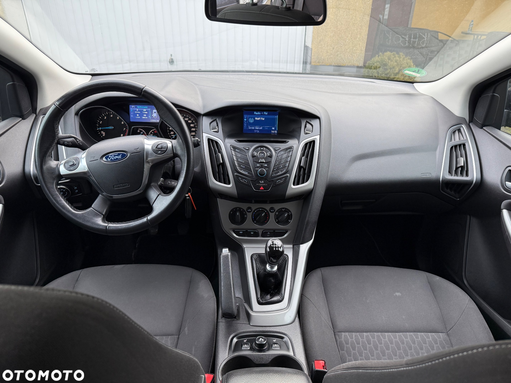 Ford Focus Turnier 1.0 EcoBoost Start-Stopp-System Champions Edition - 24