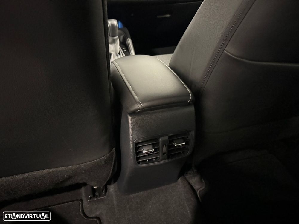 Toyota Corolla Touring Sports 1.8 Hybrid Exclusive - 30