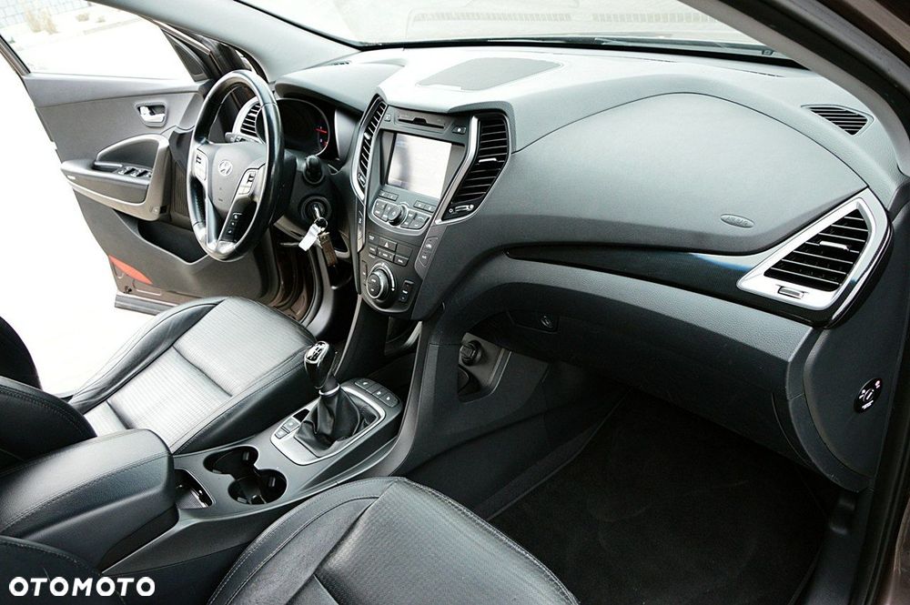 Hyundai Santa Fe 2.0 CRDi 2WD Premium - 26