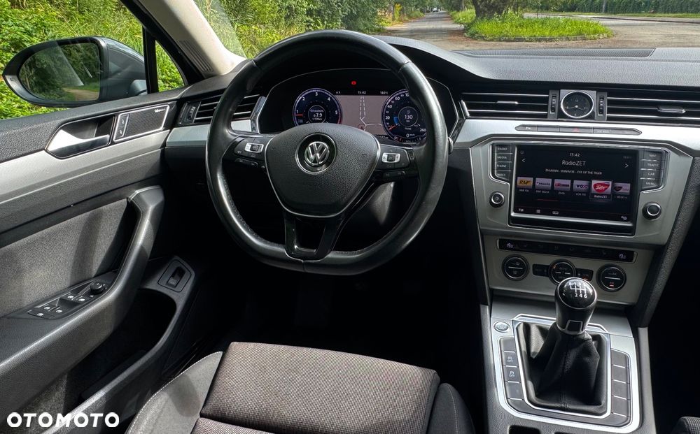 Volkswagen Passat 2.0 TDI SCR (BlueMotion Technology) Highline - 10