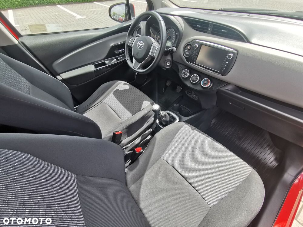Toyota Yaris 1.33 Premium - 15