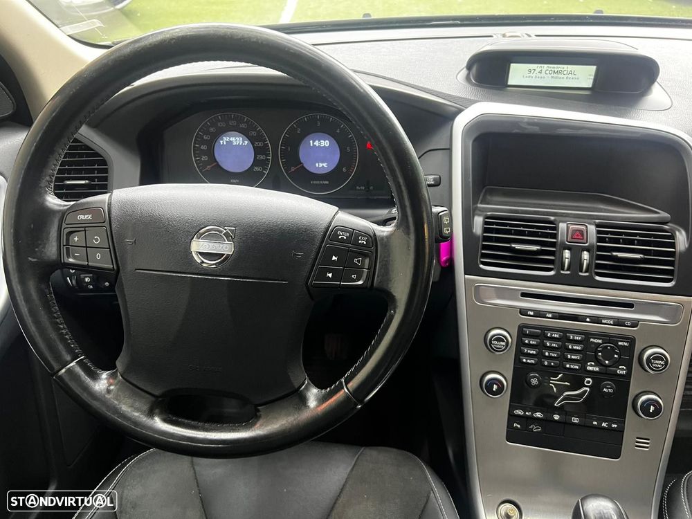 Volvo XC 60 D5 Momentum - 21