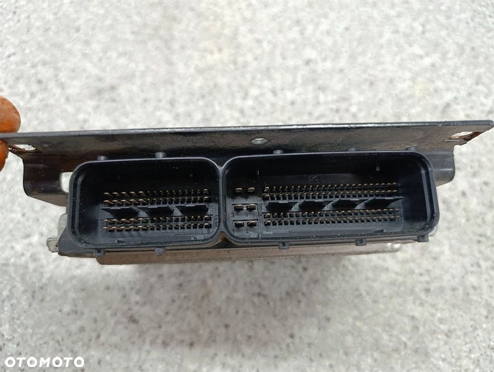 KOMPUTER, STEROWNIK VW PASSAT B6 03G906021PB  1.9 TDI - 4